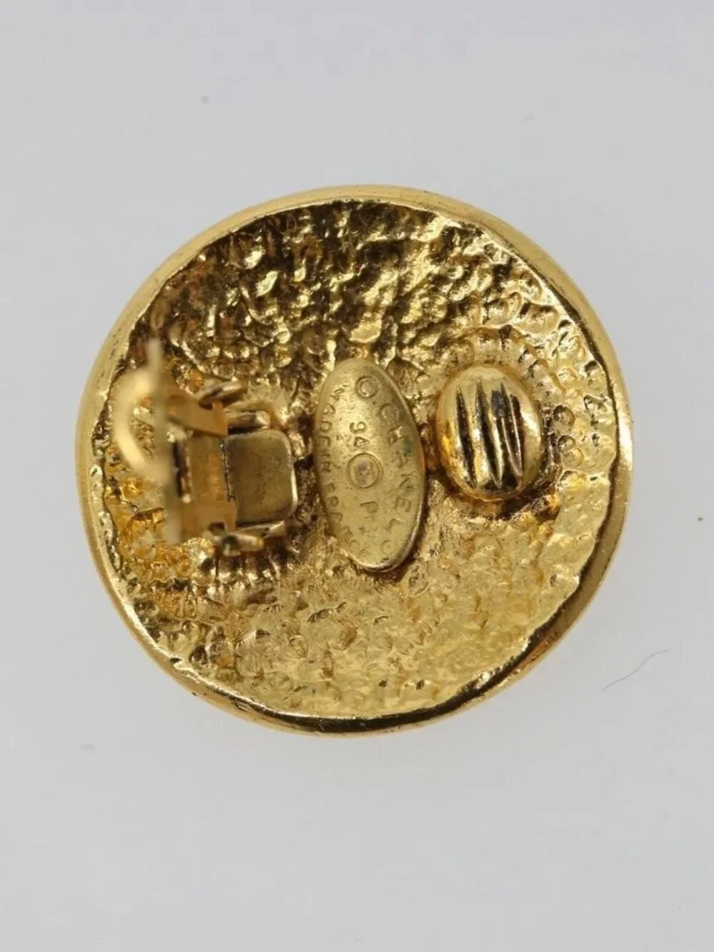 CHANEL Earring metal Gold Tone CC Auth 183503V